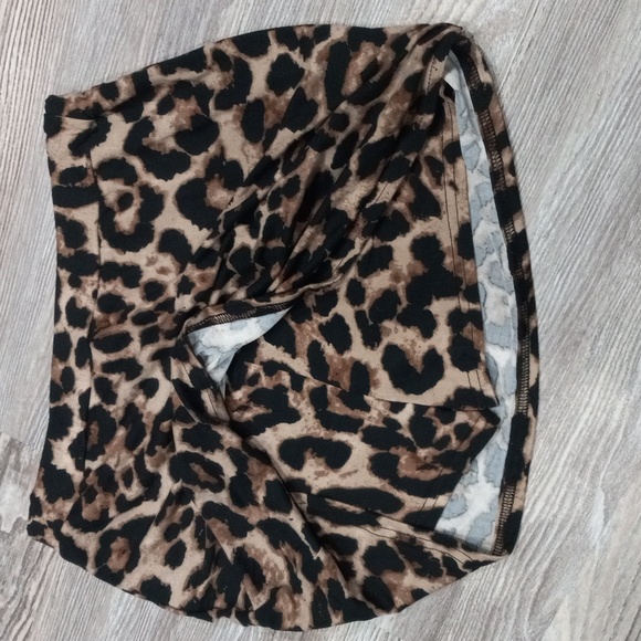 Chic Leopard Print Women's Skort Skirt Size L - Picture 4 of 10
